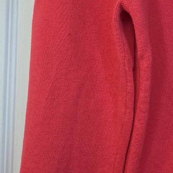 Repeat 100% Cotton 3/4 Sleeve Scoop Neck Top | Coral Red | M Quiet Luxury - Picture 12 of 12